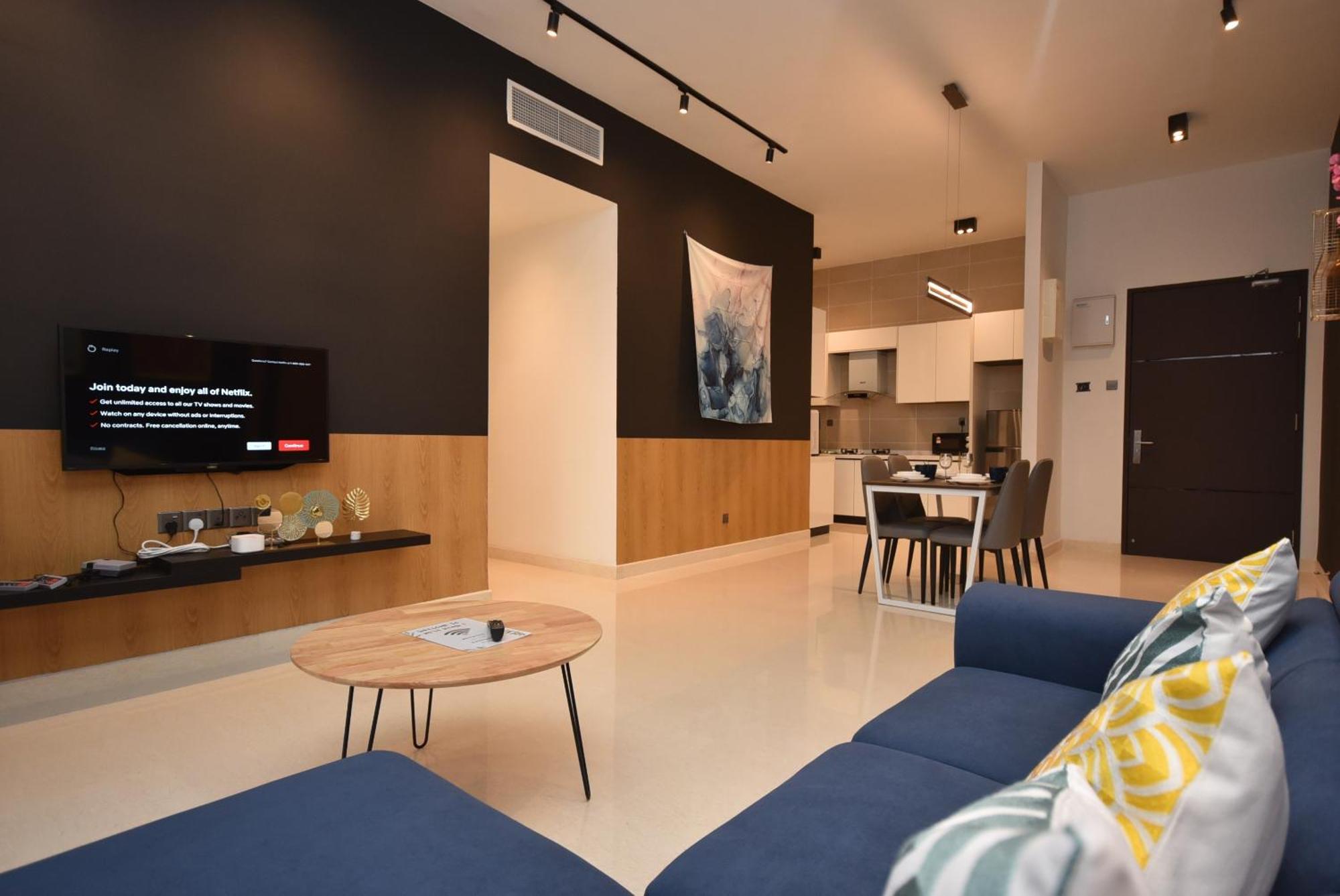 Tritower By Nest Home【walking Distance To Ciq】 *